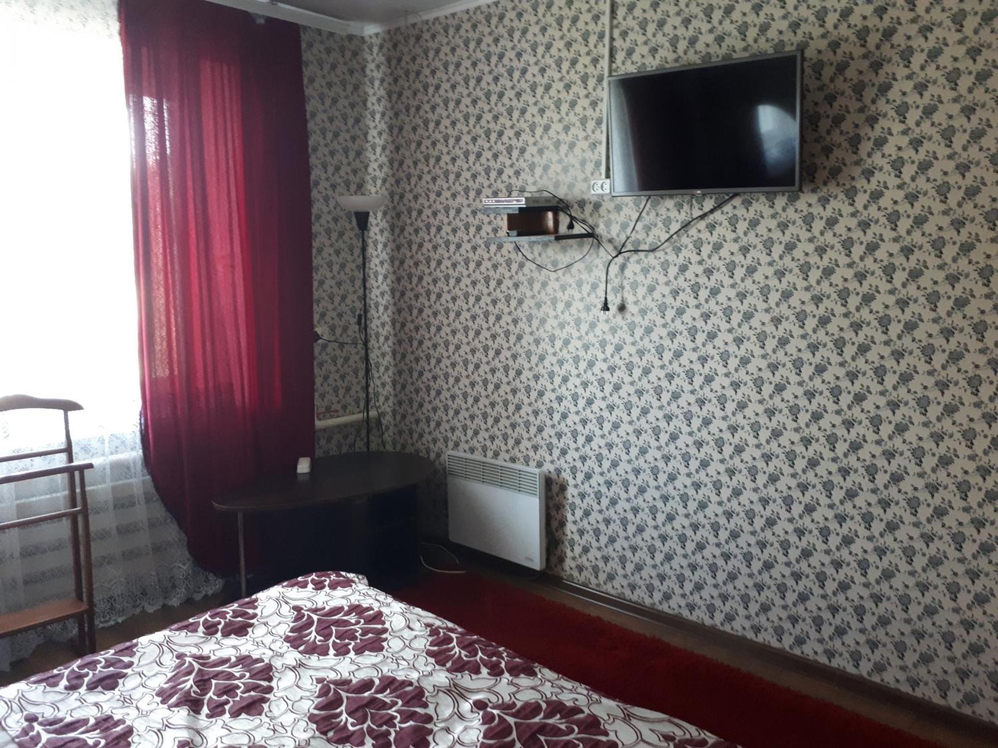 Hotel Gostynnyi Dvir Sharhorod Exterior photo